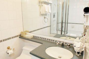 فانكوفر Robson Suites المظهر الخارجي الصورة