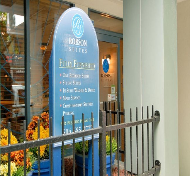 فانكوفر Robson Suites المظهر الخارجي الصورة